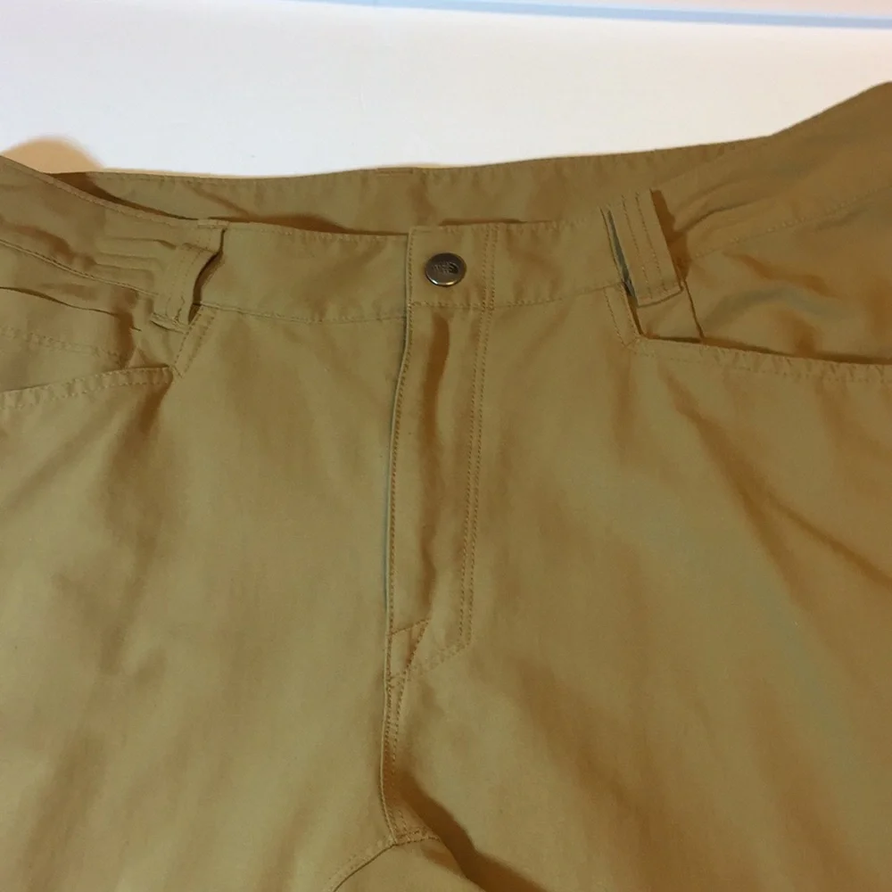 The North Face Light Brown Lightweight 5 Pocket Pants Size 34 Regular